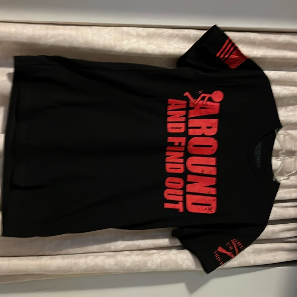 Grunt Style Men’s Small T-Shirt NWOT